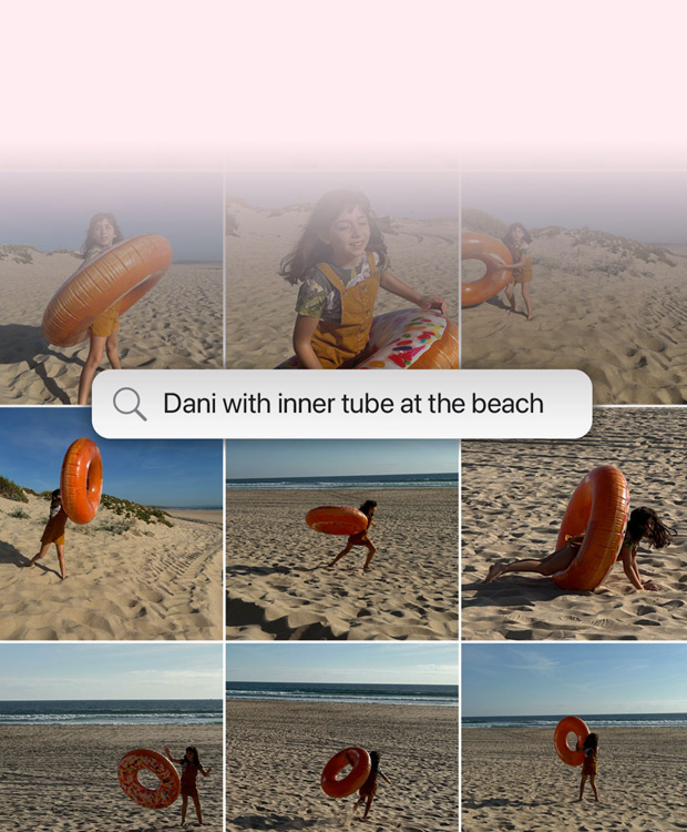 Una dimostrazione della funzione di ricerca con linguaggio naturale nell’app Foto Una schermata dell’app Foto che mostra i risultati della stringa di ricerca: Katie con degli adesivi sul viso