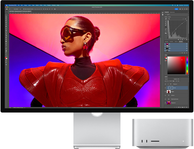 Un Studio Display et un Mac Studio côte à côte avec Adobe Photoshop à l’écran
