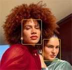 Fotoğraflar için Ana Sahne özelliği, insanların yüzünü vurgulamak için kullanılıyor